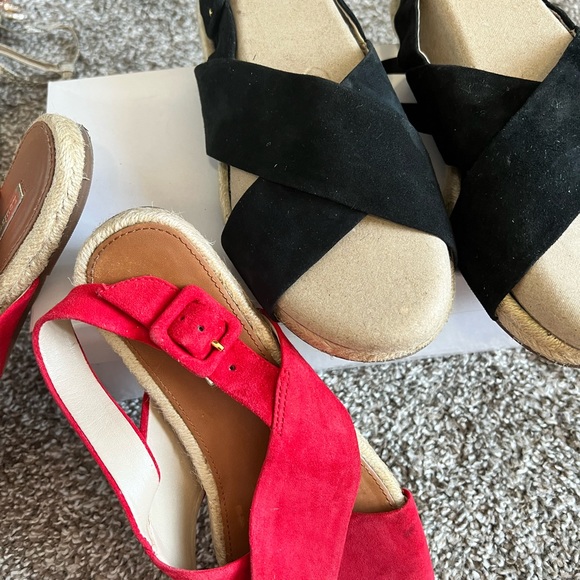 Louise et Cie Sandals Black Suede Isamarie Like New Size 7 So Stylish & Comfy! - Picture 5 of 5